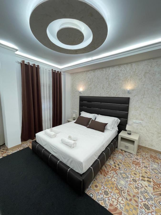 קלפה Galeon Boutique Hotel מראה חיצוני תמונה