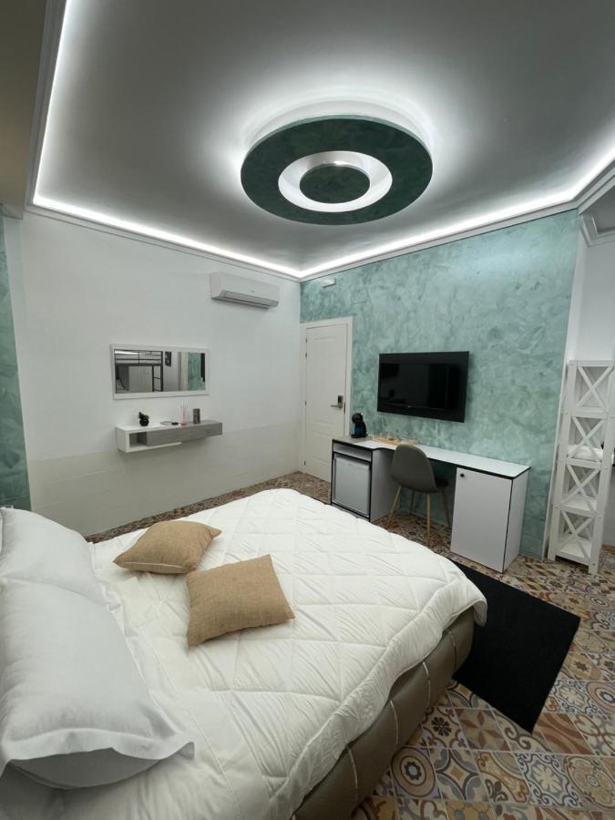 קלפה Galeon Boutique Hotel מראה חיצוני תמונה