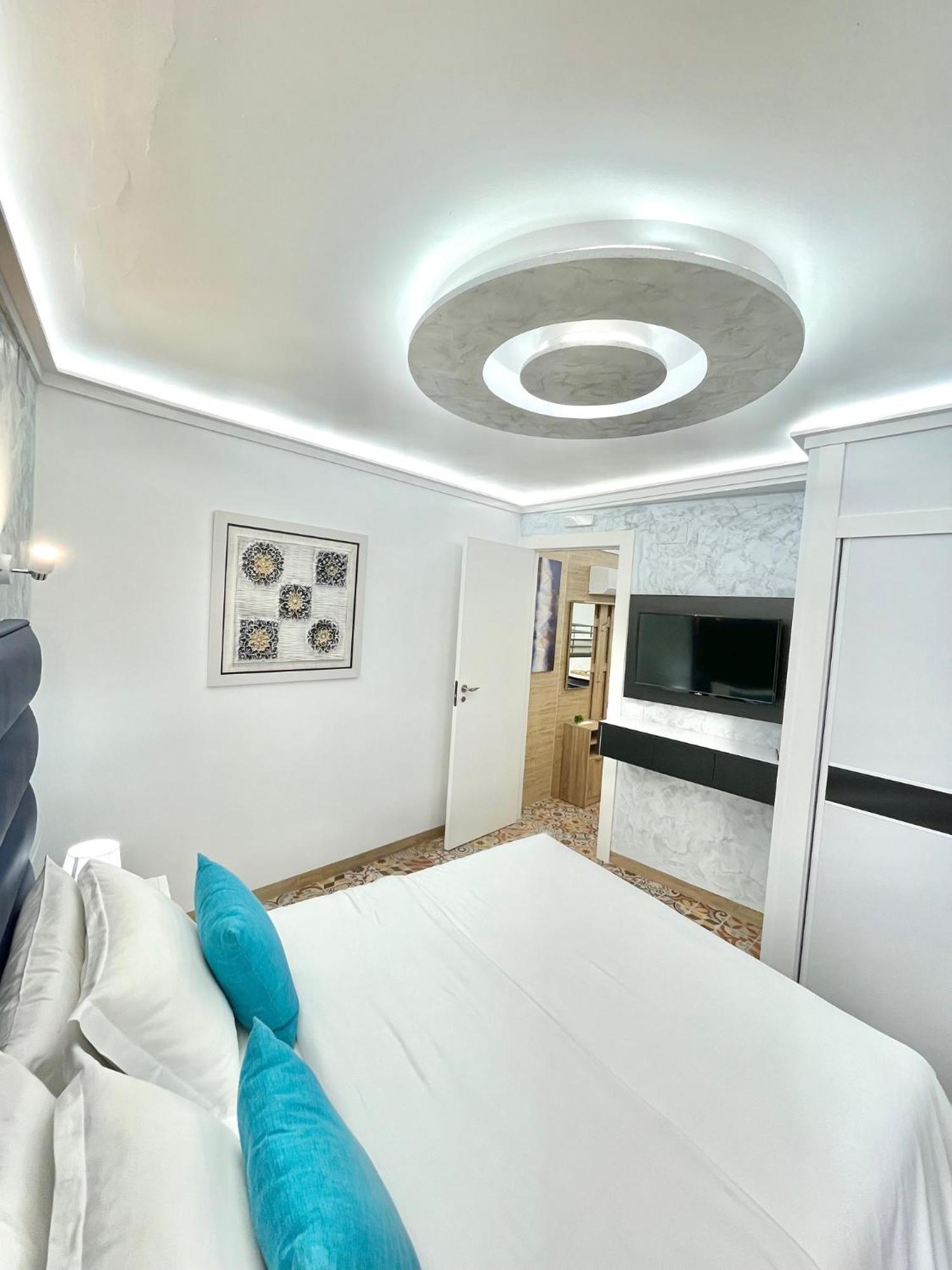 קלפה Galeon Boutique Hotel מראה חיצוני תמונה