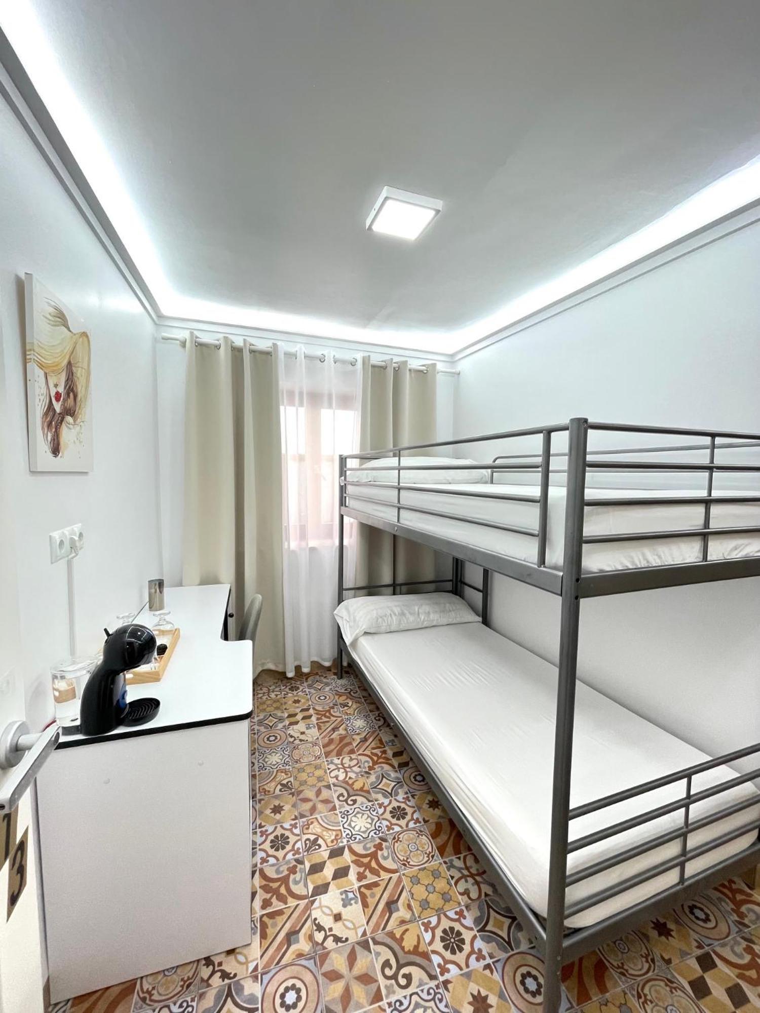 קלפה Galeon Boutique Hotel מראה חיצוני תמונה